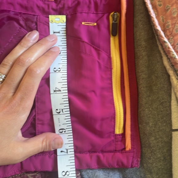 Eddie Bauer Travex Lightweight Vest - Picture 9 of 14